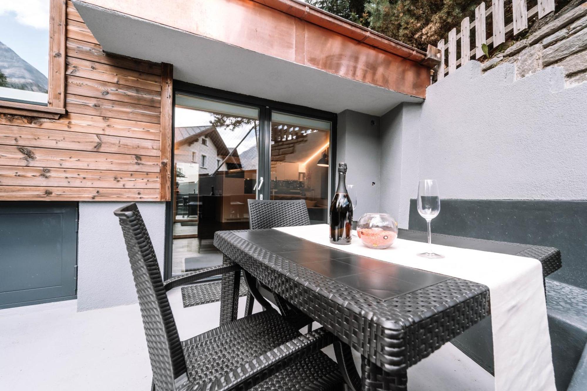 Kusi'S Ranch Apartment ซาสฟี ภายนอก รูปภาพ